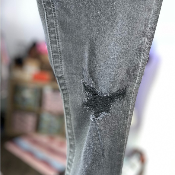 Seven7 Distressed Black Tummy Control Skinny Jeans Size 4 - Picture 3 of 7